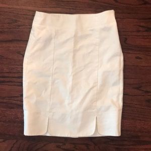 White pencil skirt
